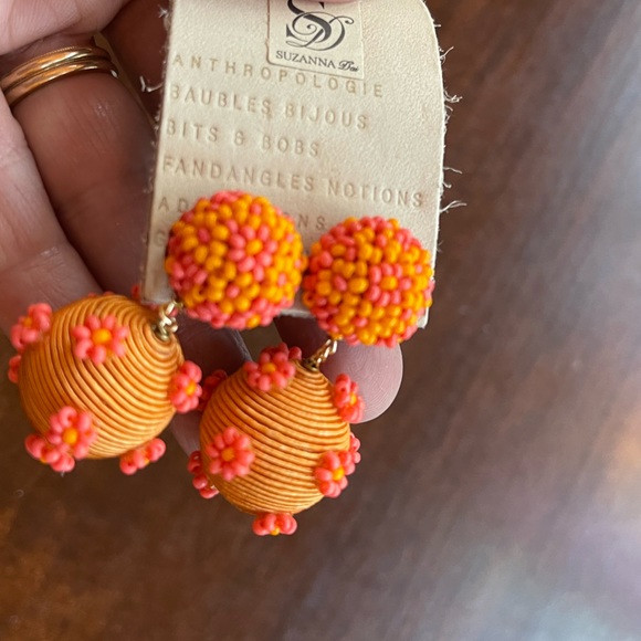 Suzanna Dai stunning designer earrings; NWT silk, bead, and gold plated posts - Picture 6 of 12